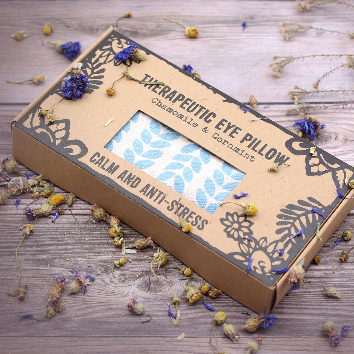 Agnes + Cat Eye Pillow - Chamomile & Cornmint