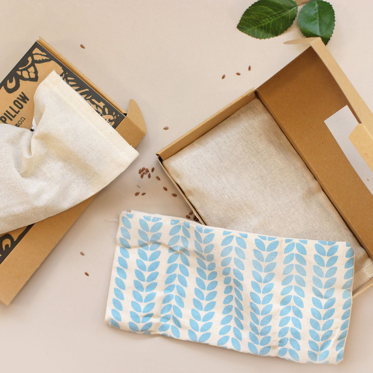 Agnes + Cat Eye Pillow - Chamomile & Cornmint